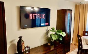 Yellow Apartment Airport Galeria Mokotow Netflix